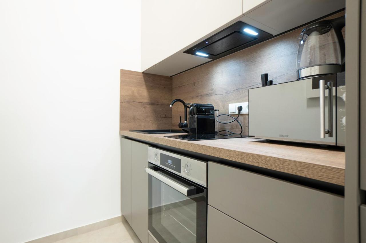 Modern Apartment With A Balcony Near Belvedere Виена Екстериор снимка